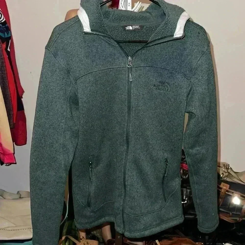 North face full zip.  Call out, hole as pictured